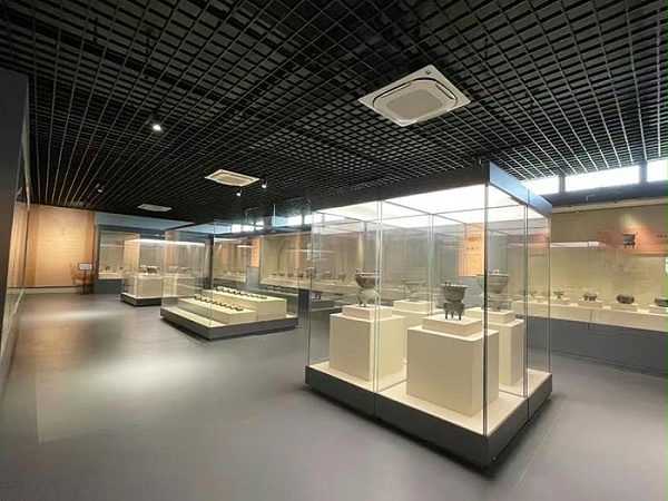 信达博物馆文物展示柜助力郑州天成博物馆呈现文物之美