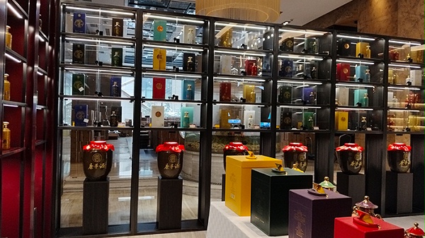 茅台康茅酒馆展柜项目