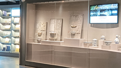 信达展柜解说博物馆展柜定制的注意事项