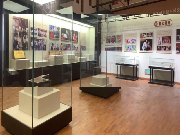 揭示郑州信达展柜如何让产品展示更完美